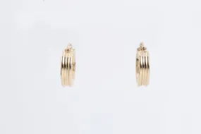 14k Yellow Gold Grooved Hoop Earrings (2.03g.)