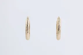 14k Yellow Gold Oval Textured Hoop Earrings (1.62g.)