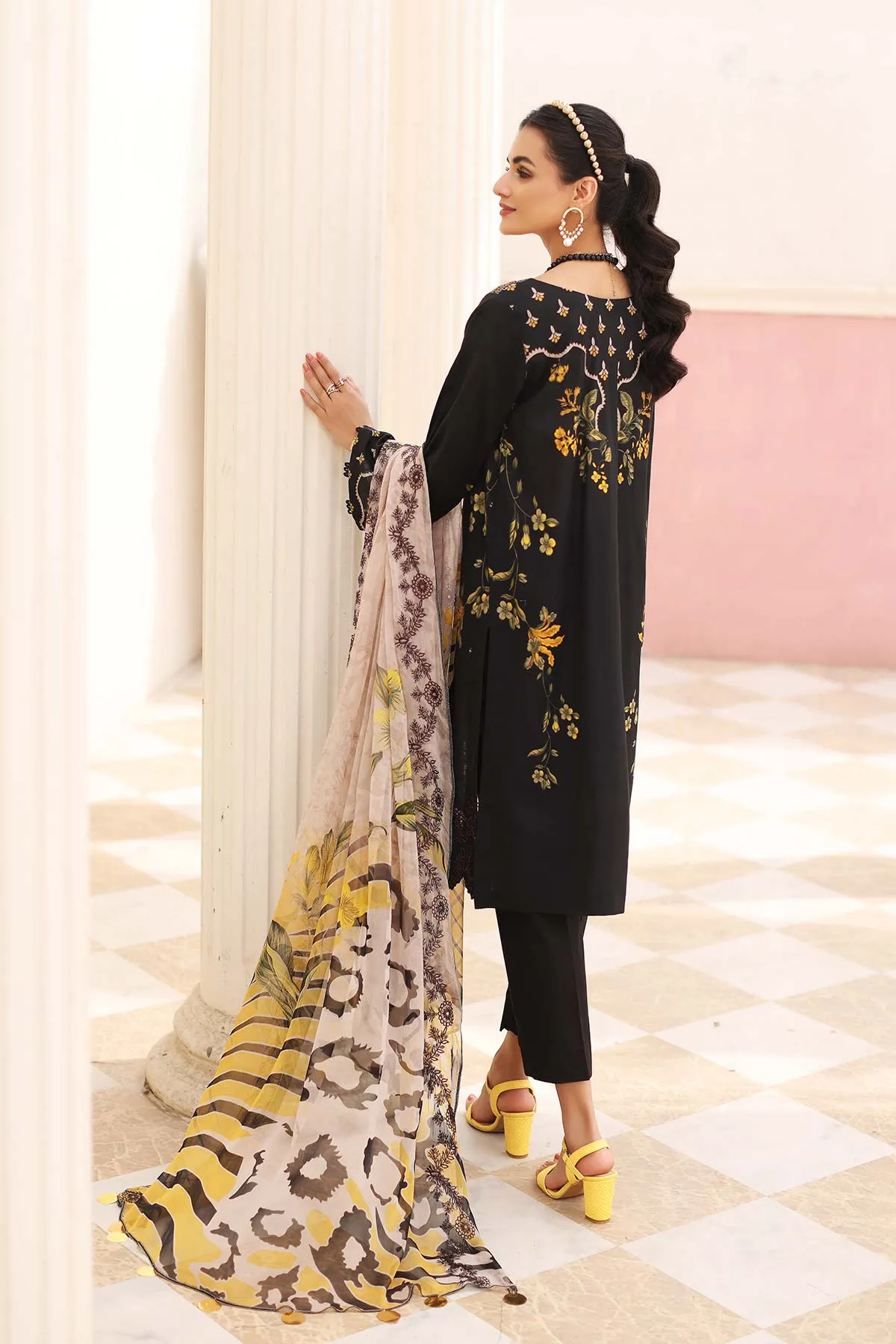 3 Pc Unstitched Embroidered Lawn With Chiffon Dupatta CEL23-20