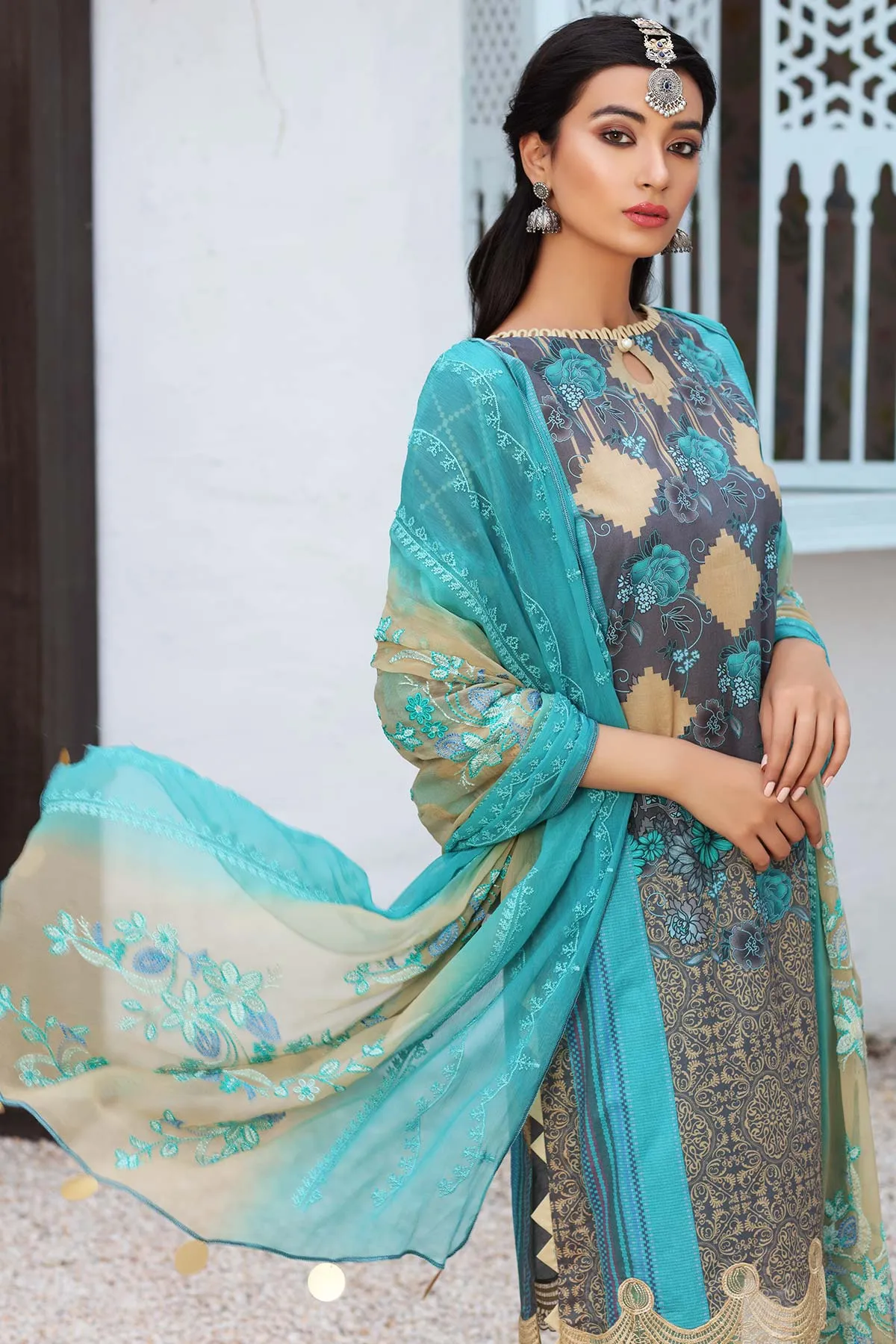 3-Pc Unstitched Embroidered Lawn With Chiffon Dupatta CN-16