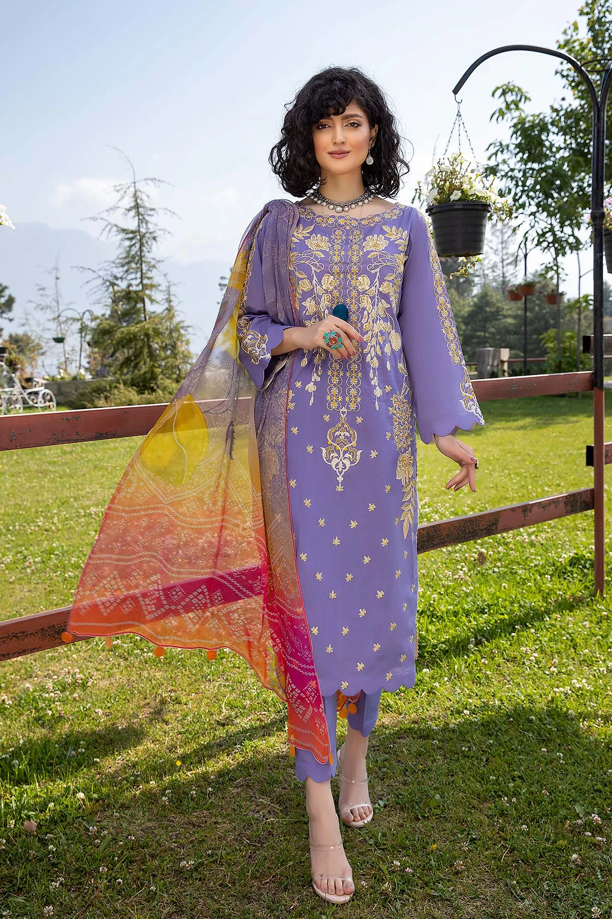 3 Pc Unstitched Embroidered Lawn With Chiffon Dupatta CSL-03