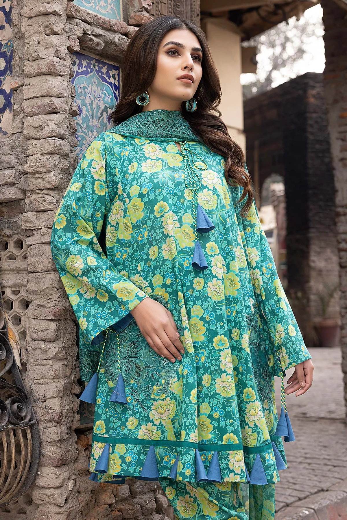 3-Pc Unstitched Printed Embroidered Lawn Suit With Embroidered Chiffon Dupatta CRB23-08