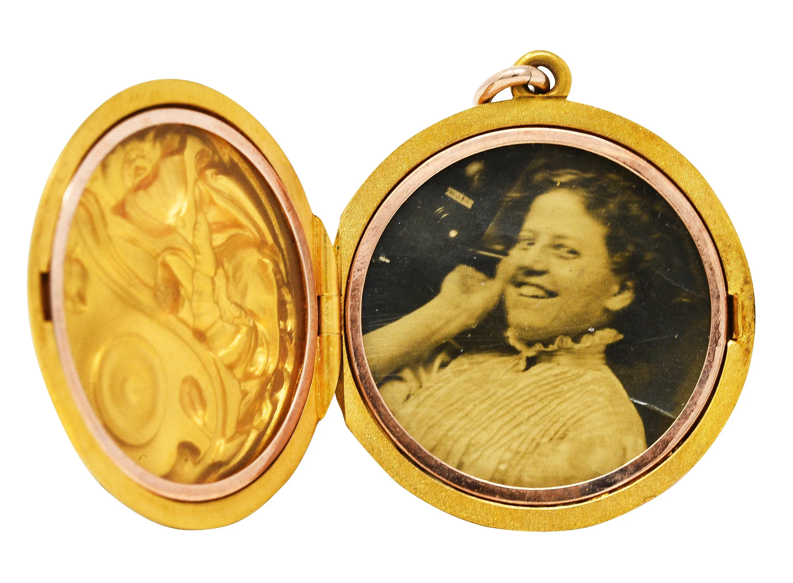 Art Nouveau 18 Karat Gold Floral Portrait Locket Pendant