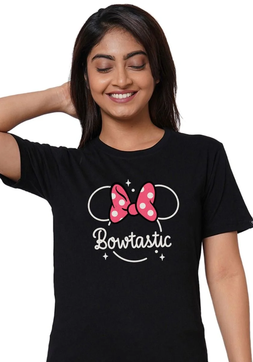 Bowtastic Minnie Women Tshirt