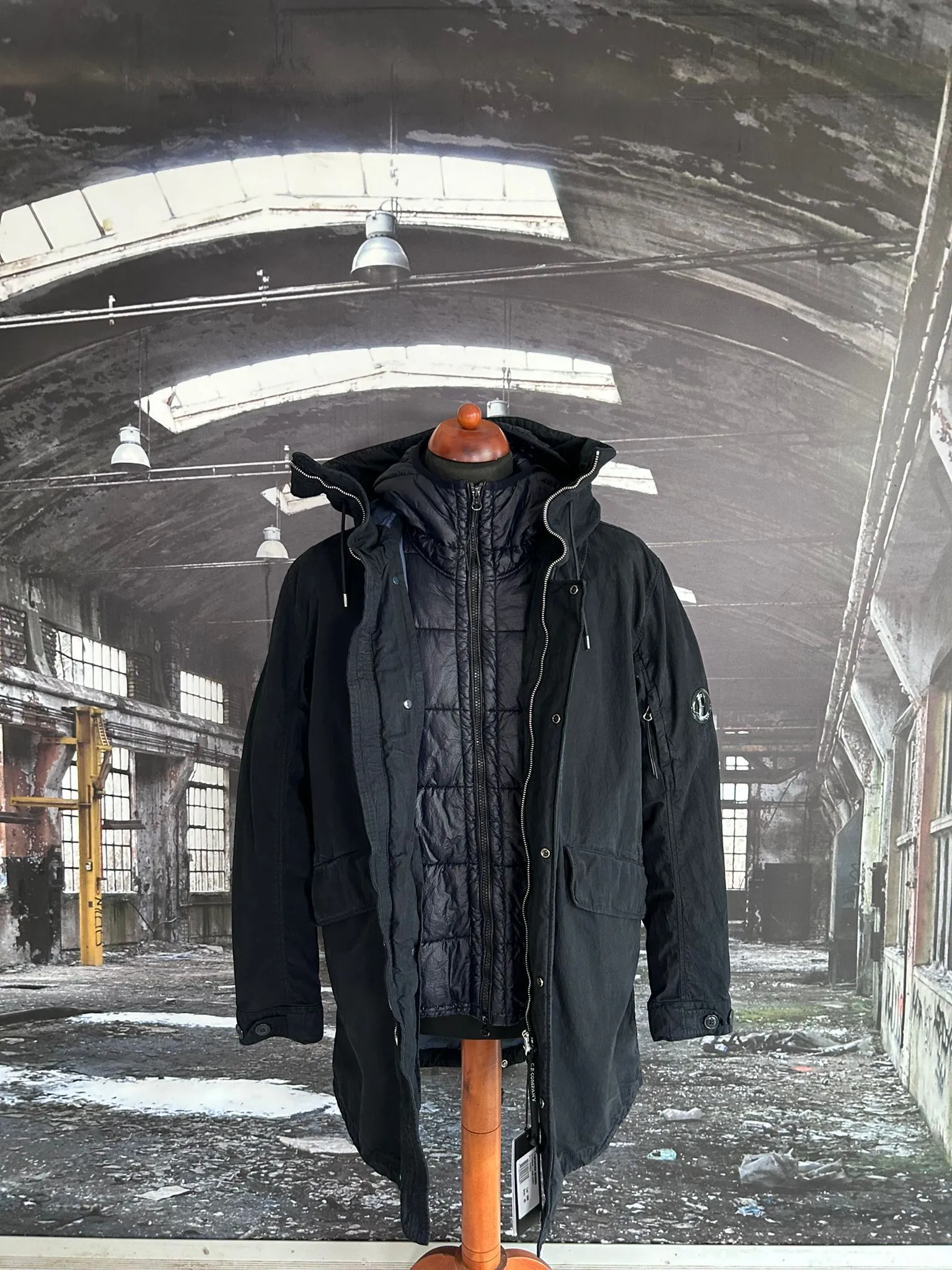 C.P. COMPANY 50 FILI PLATED PARKA