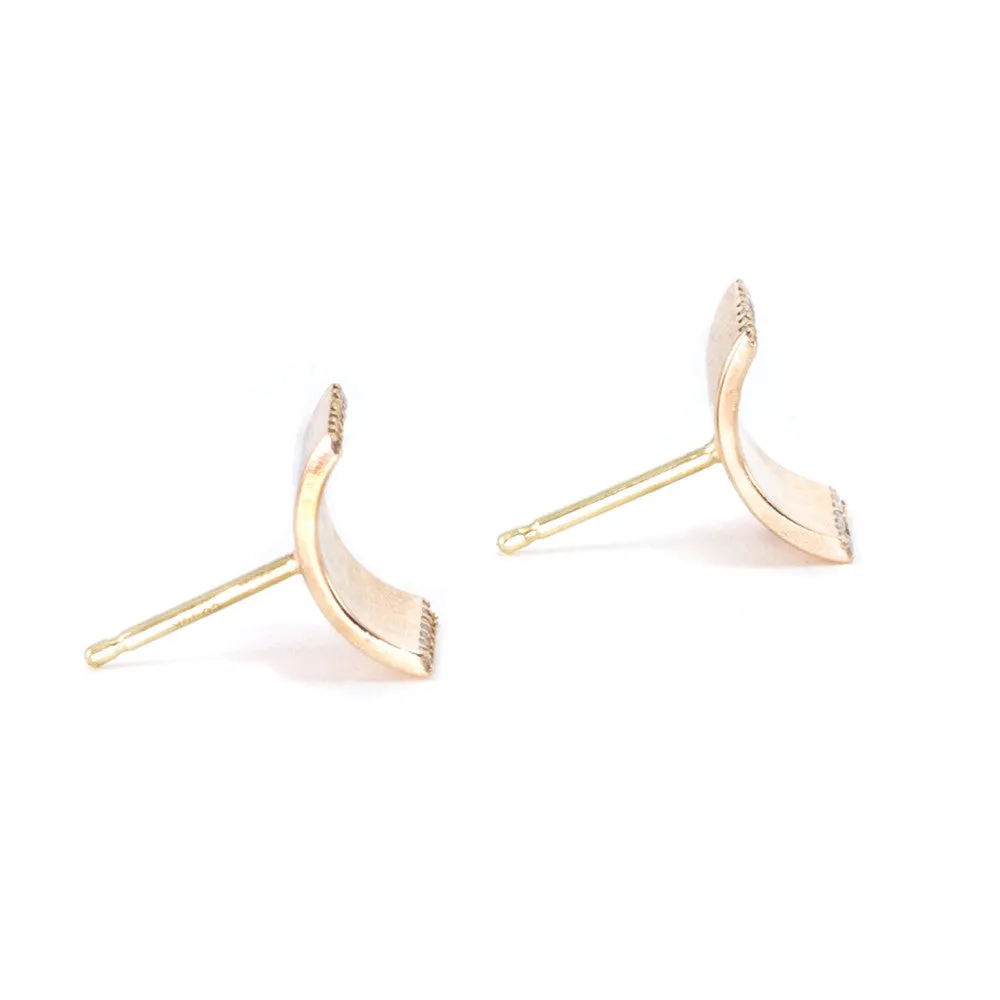 Curve Diamond Row Stud Earrings