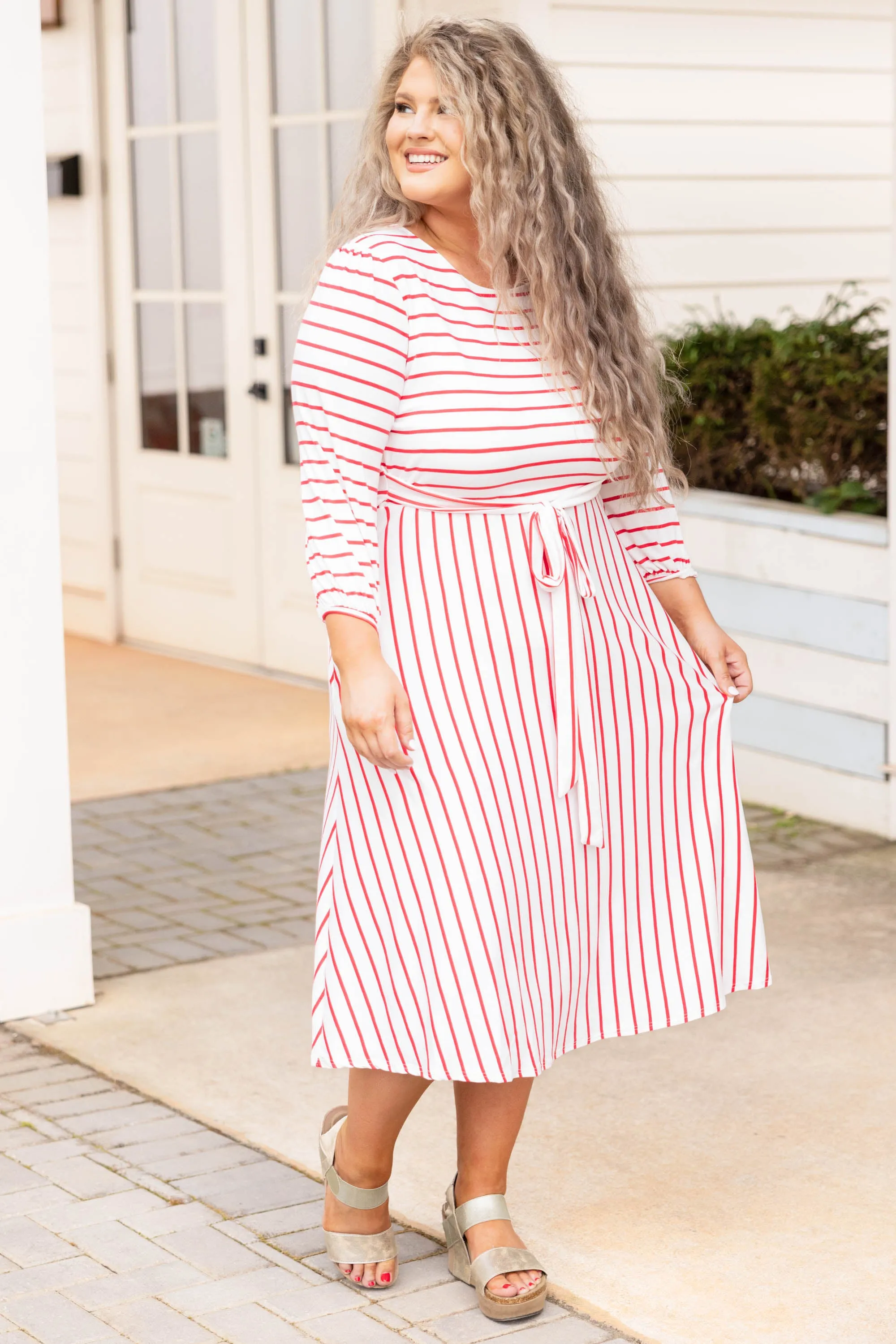 Holding Hands On The Boardwalk Dress, Ivory-Coral