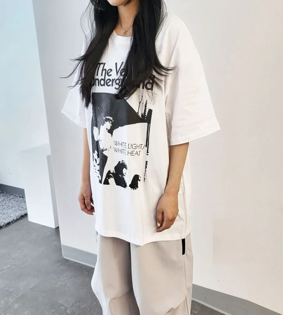 IONSEOUL  |Unisex Street Style Logo T-Shirts