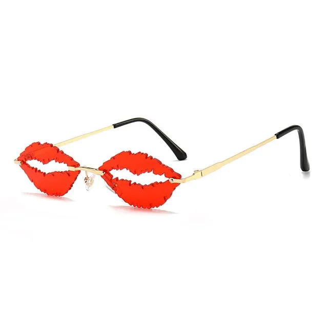 KISS EYE SUNGLASSES