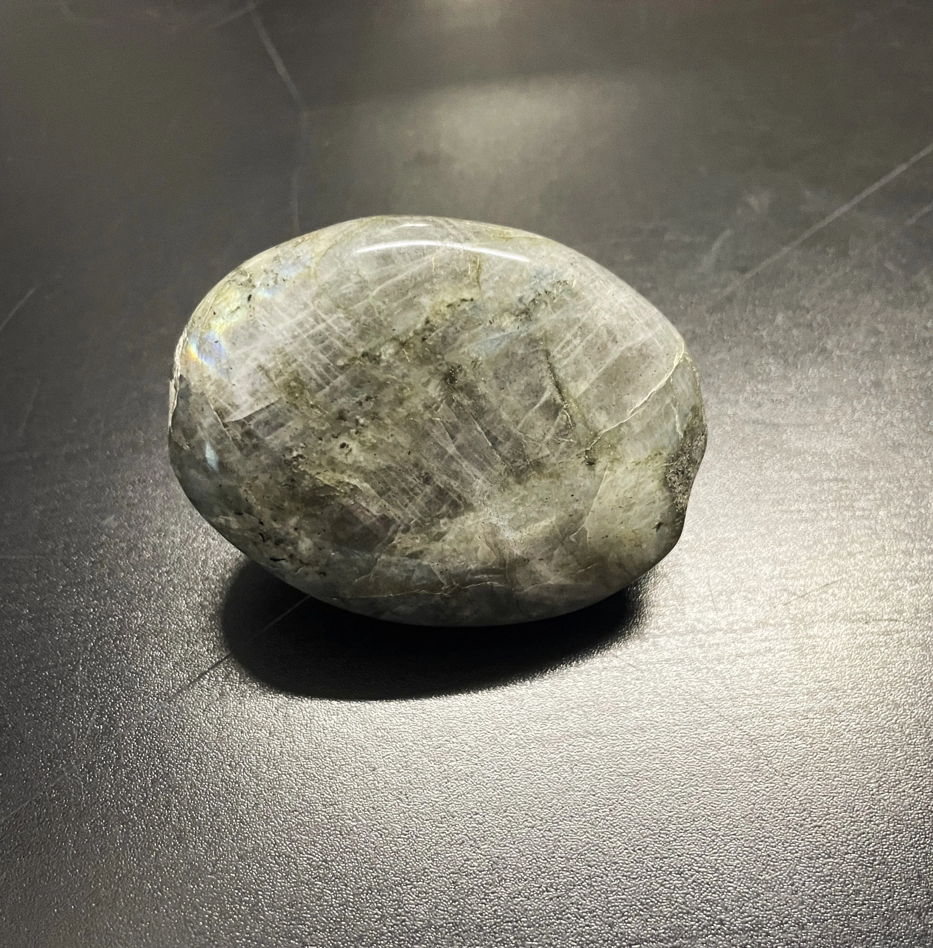 Labradorite Palm stone