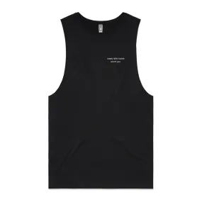 Nosey Muscle Tee