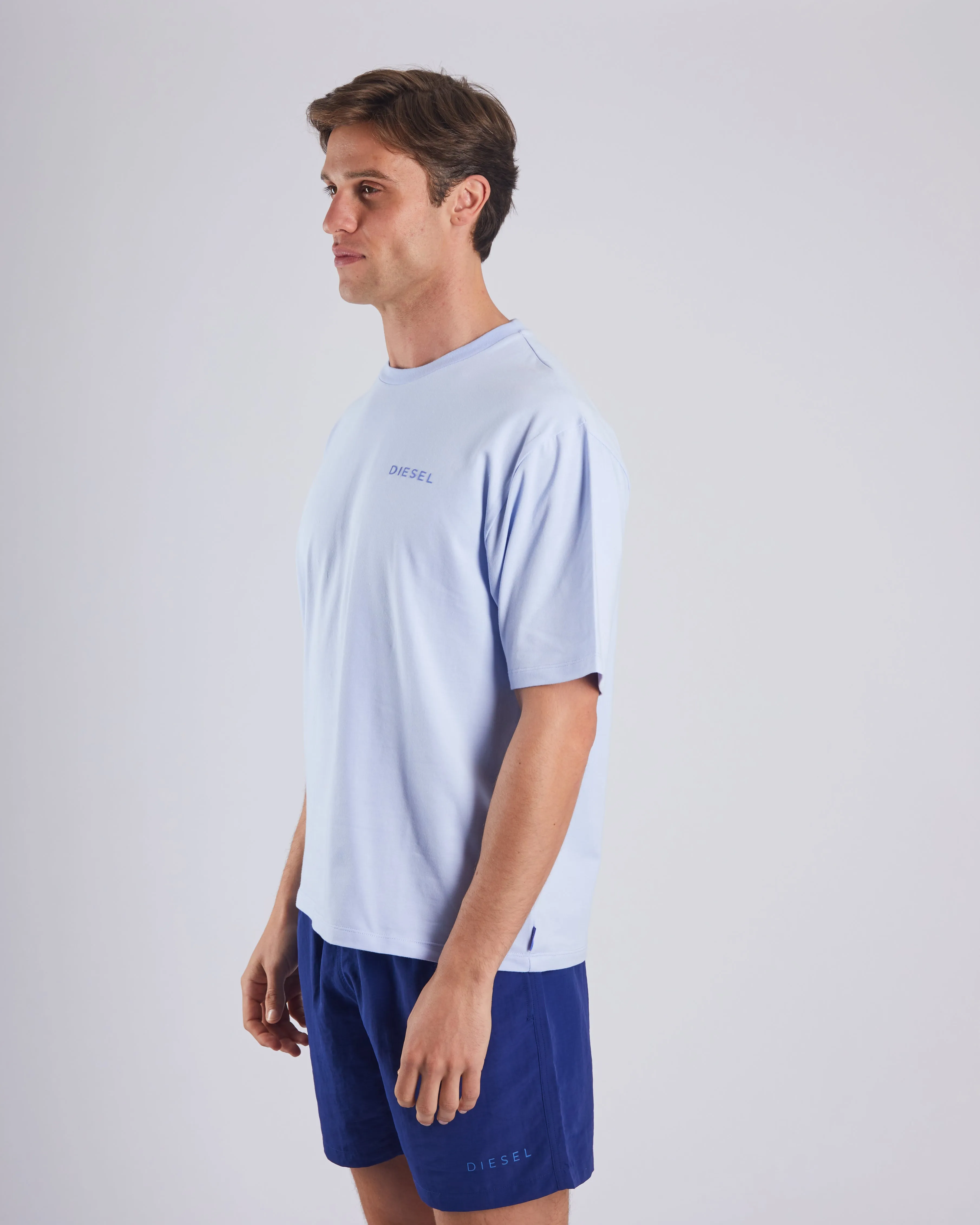 Surfers Tee Nimbus Blue