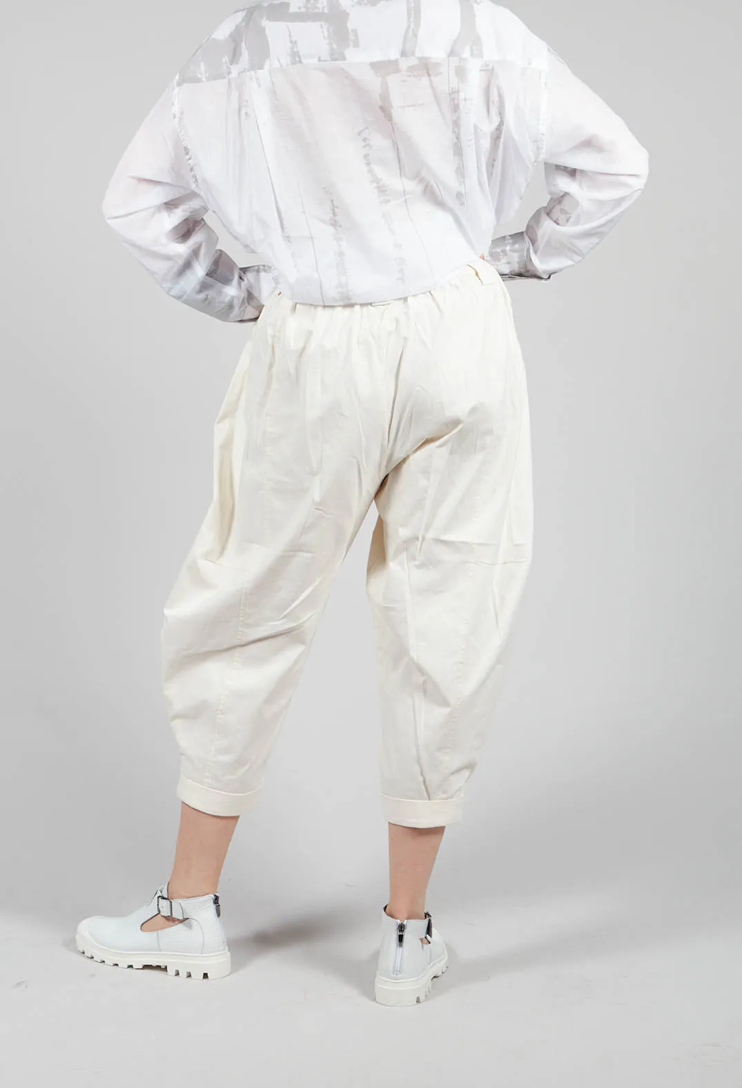 Turn Up Trouser in Cream